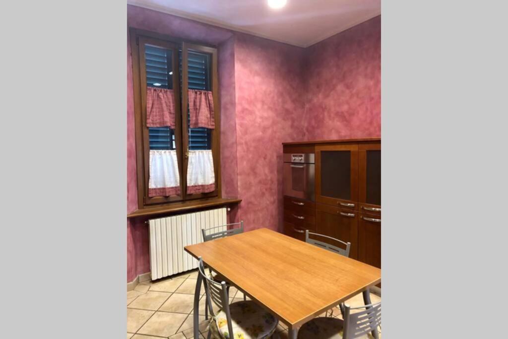 Monsummano Terme Bella Casa Vicino Alla Grotta Giusti. מראה חיצוני תמונה
